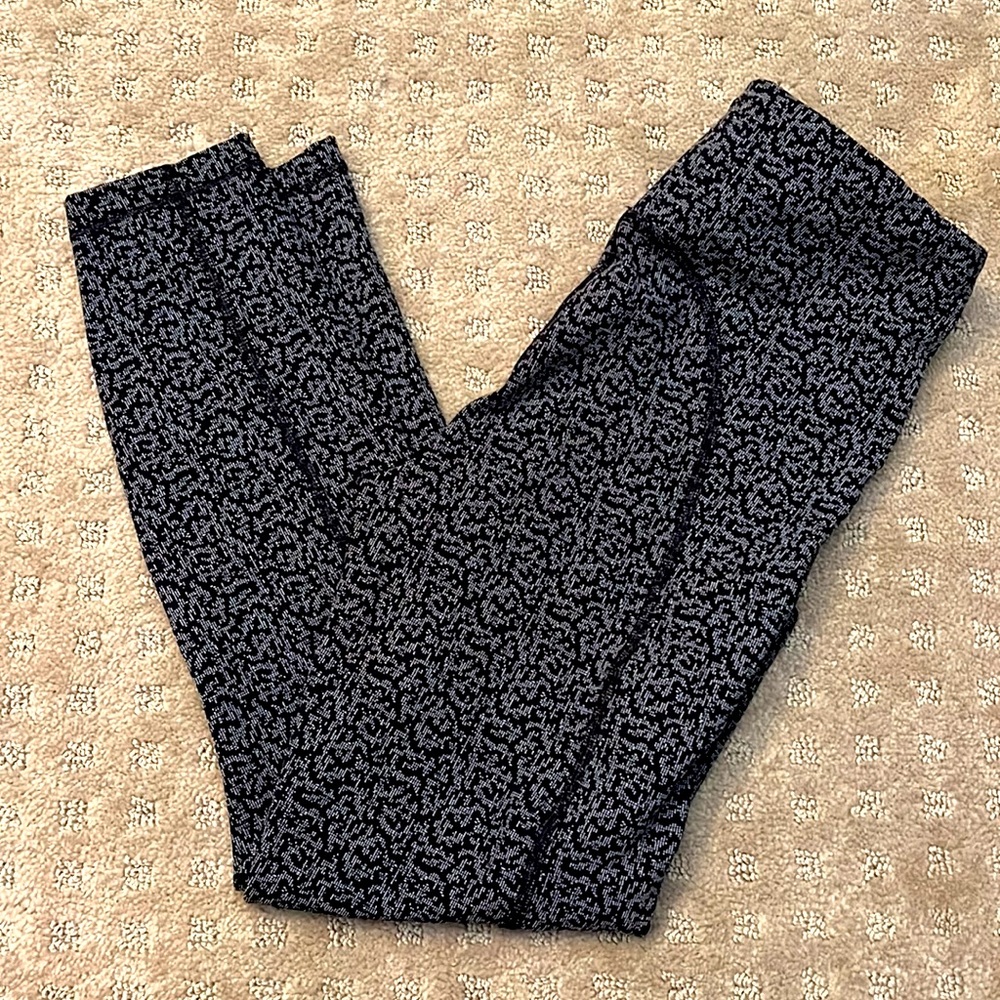 Athleta Cropped Leggings